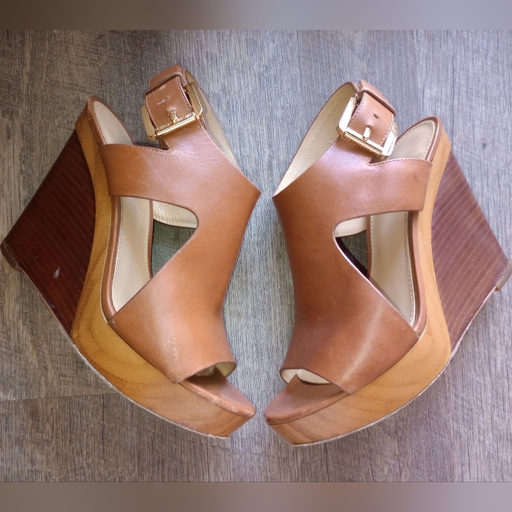 MICHAEL KORS WEDGES
